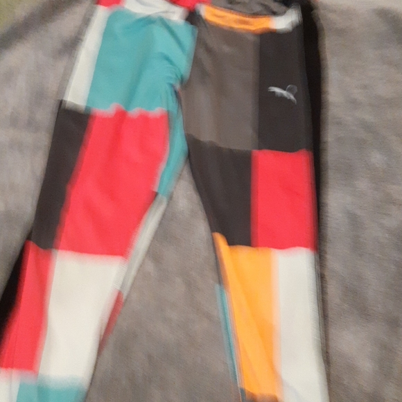 Tank and capris - Picture 4 of 4